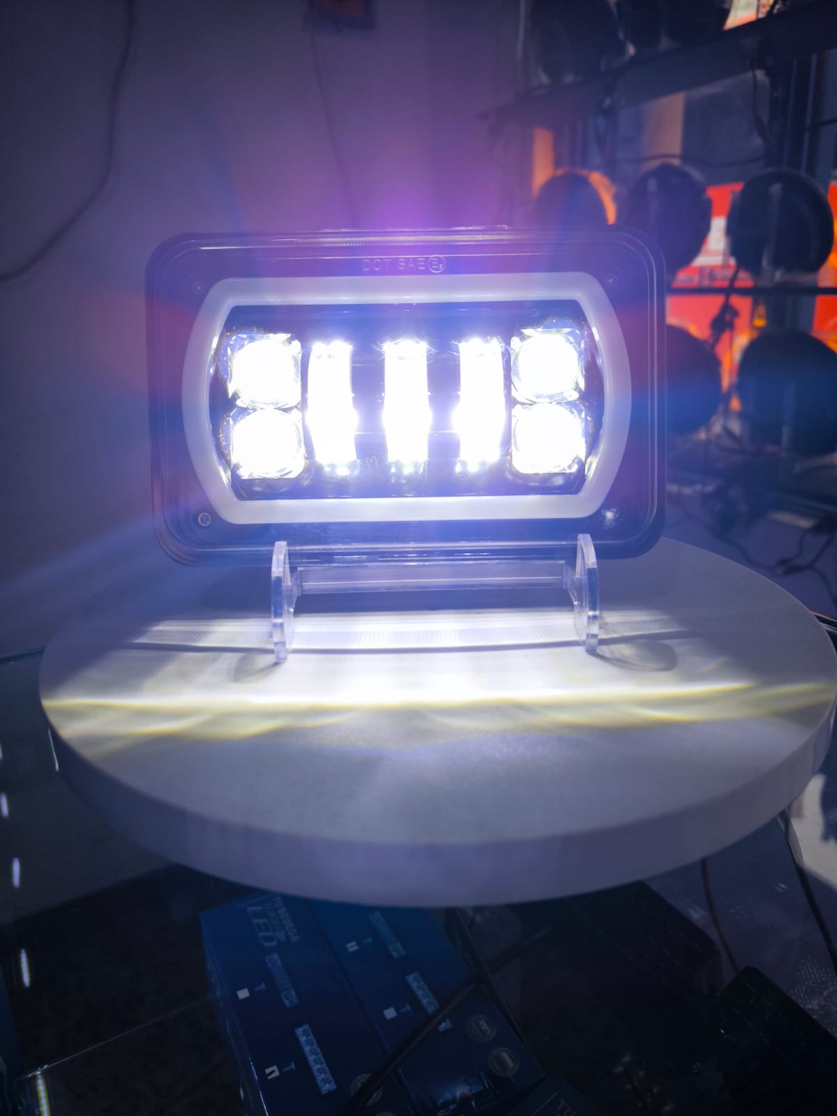 Miniatura 3 de PAR FAROLAS KENWORTH (TB040)